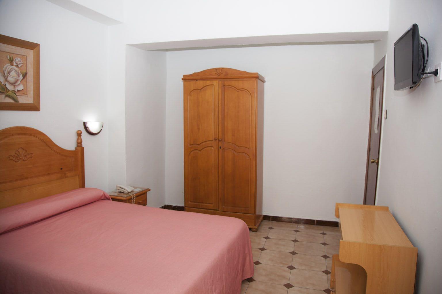 Hostal Paris La Línea de la Concepción المظهر الخارجي الصورة