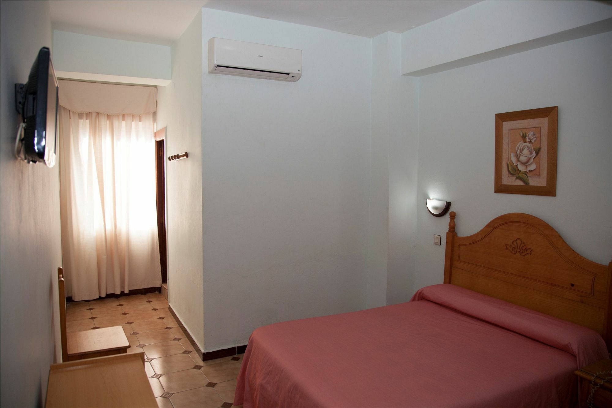 Hostal Paris La Línea de la Concepción المظهر الخارجي الصورة